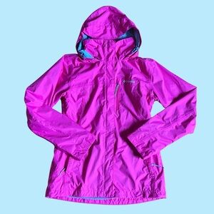 🌧️ Columbia Jacket 🌧️